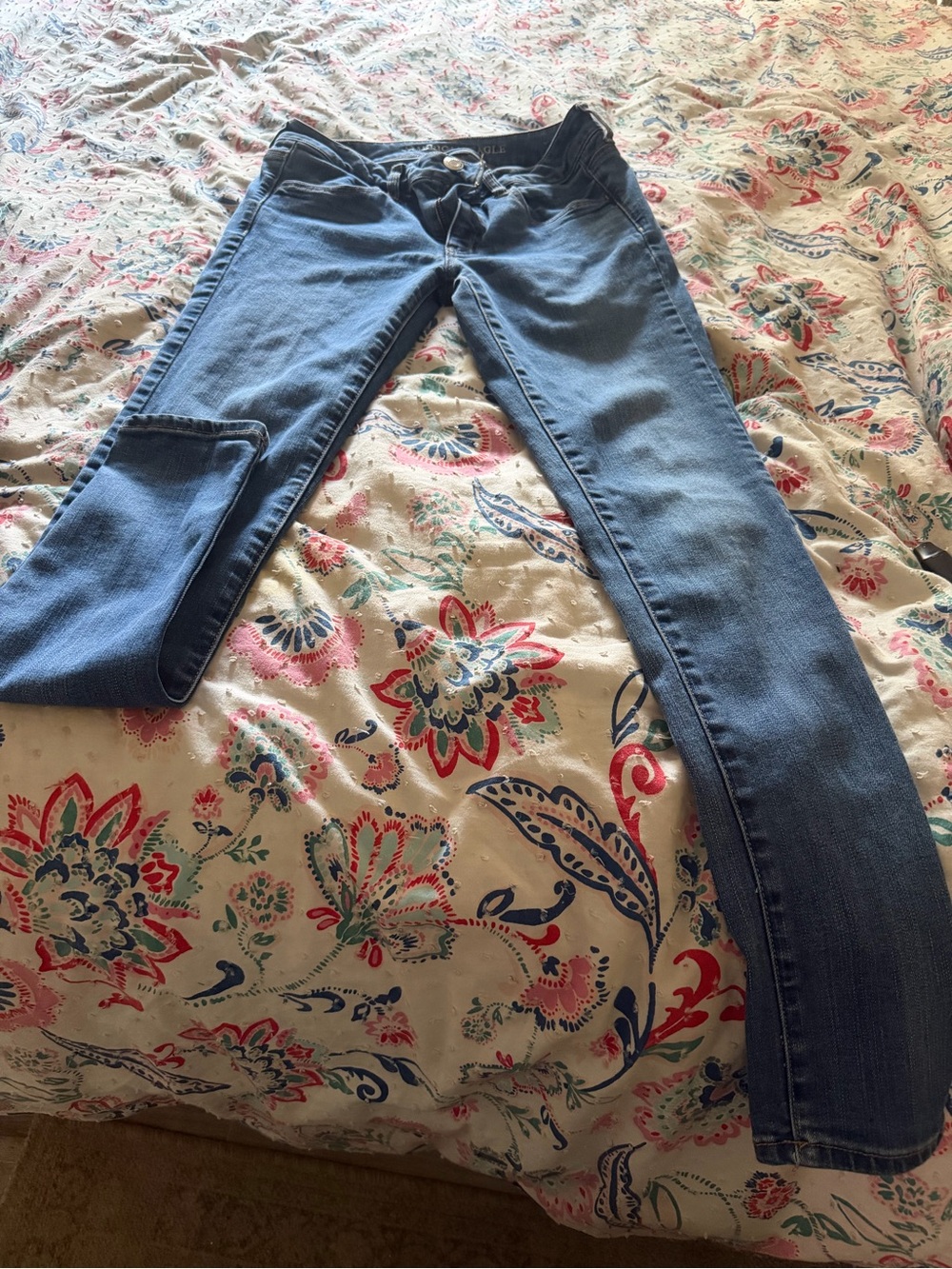 AE Jeggings- 6 Long Super-Stretch